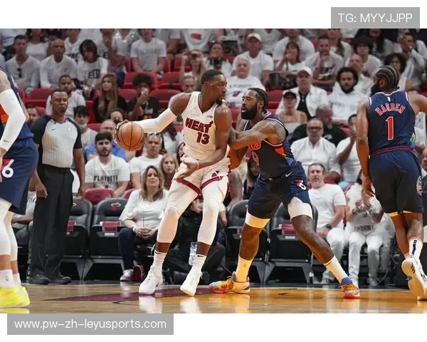 哈登精准传导发起进攻,76人在末节翻盘成功 哈登精准传导发起进攻,76人在末节翻盘成功